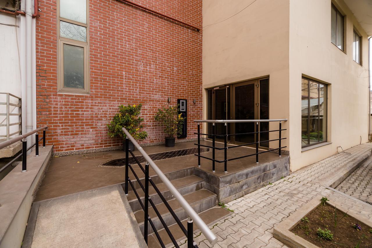 Dat Exx Apartments Tbiliszi Szoba fotó