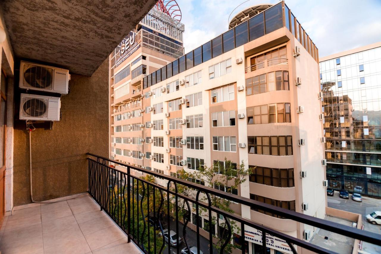 Dat Exx Apartments Tbiliszi Kültér fotó
